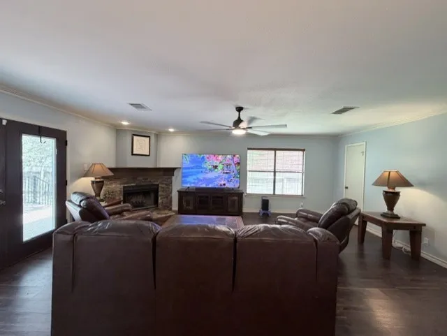 4508 Moose Drive Austin, TX 78749