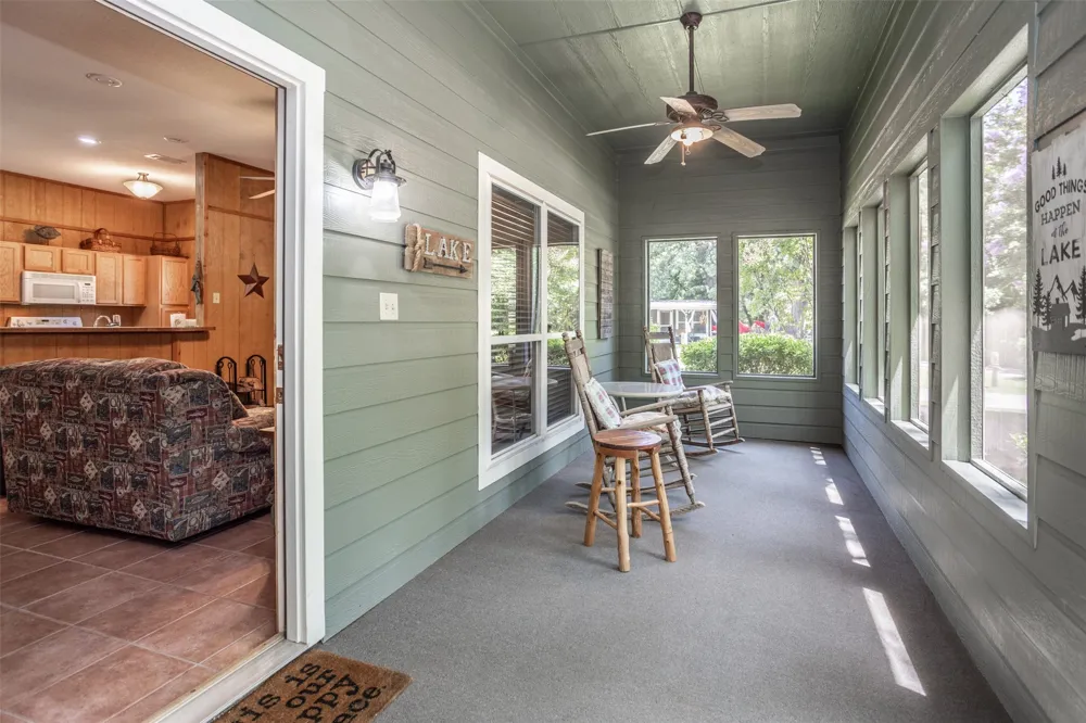 16 Park Tree Lane Gordonville, TX 76245
