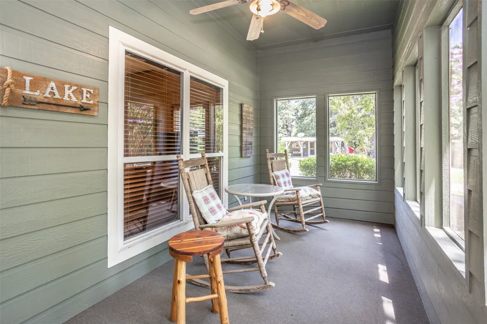 16 Park Tree Lane Gordonville, TX 76245