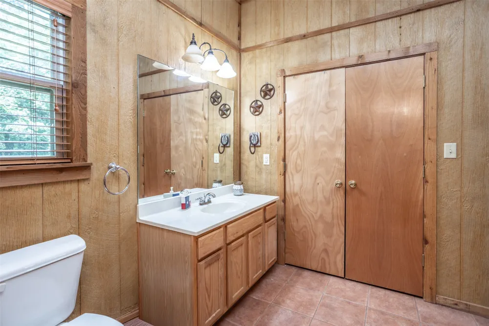 16 Park Tree Lane Gordonville, TX 76245
