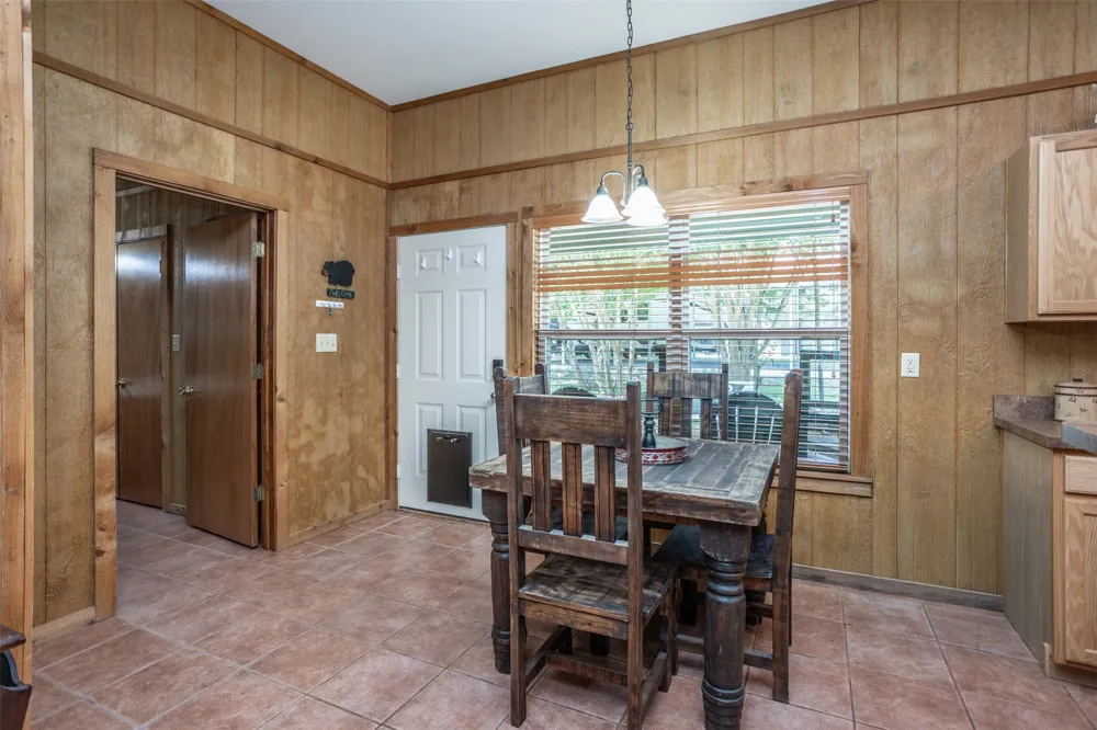 16 Park Tree Lane Gordonville, TX 76245