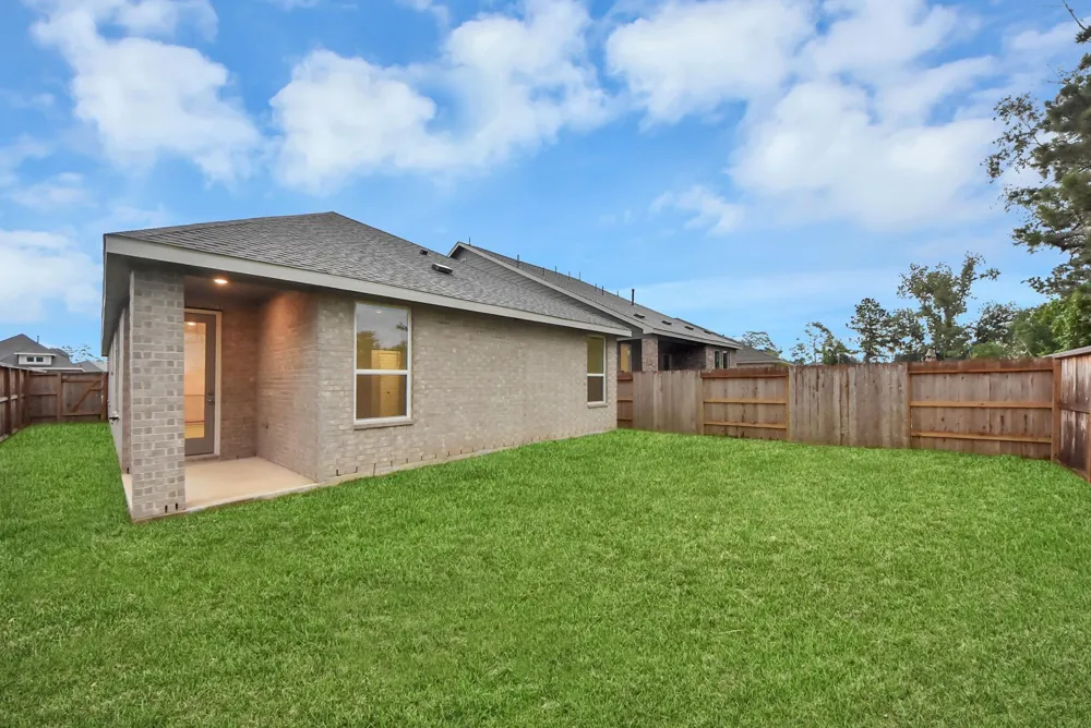 904 Capracotta Drive Huffman, TX 77336