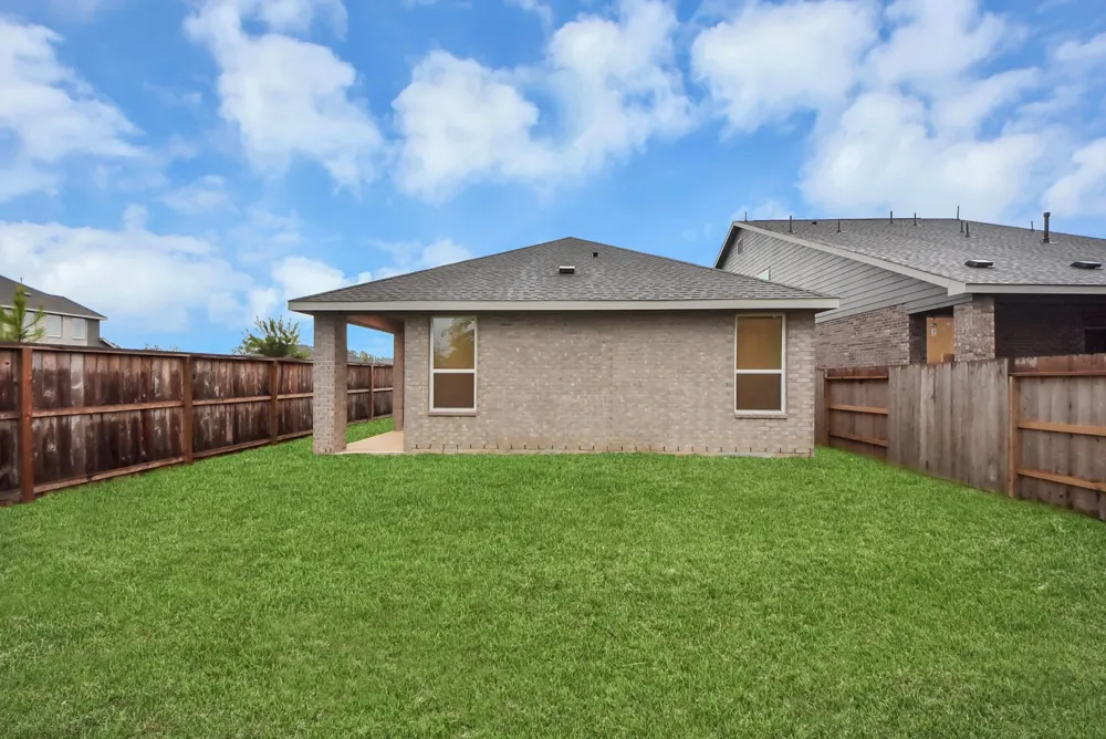 904 Capracotta Drive Huffman, TX 77336
