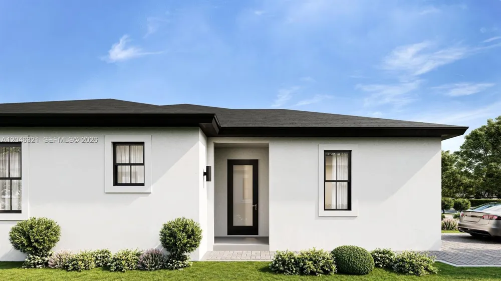 142 NW 164 St Miami, FL 33169
