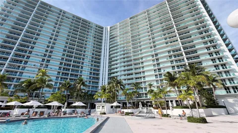 100 Bayview Dr #509