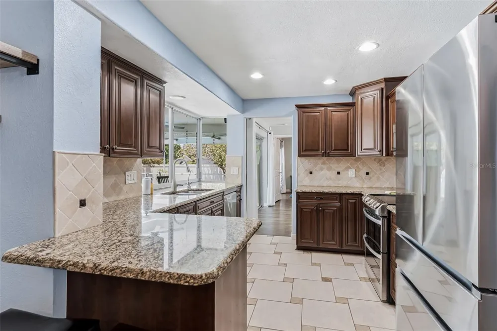 14570 TANGLEWOOD DRIVE Largo, FL 33774