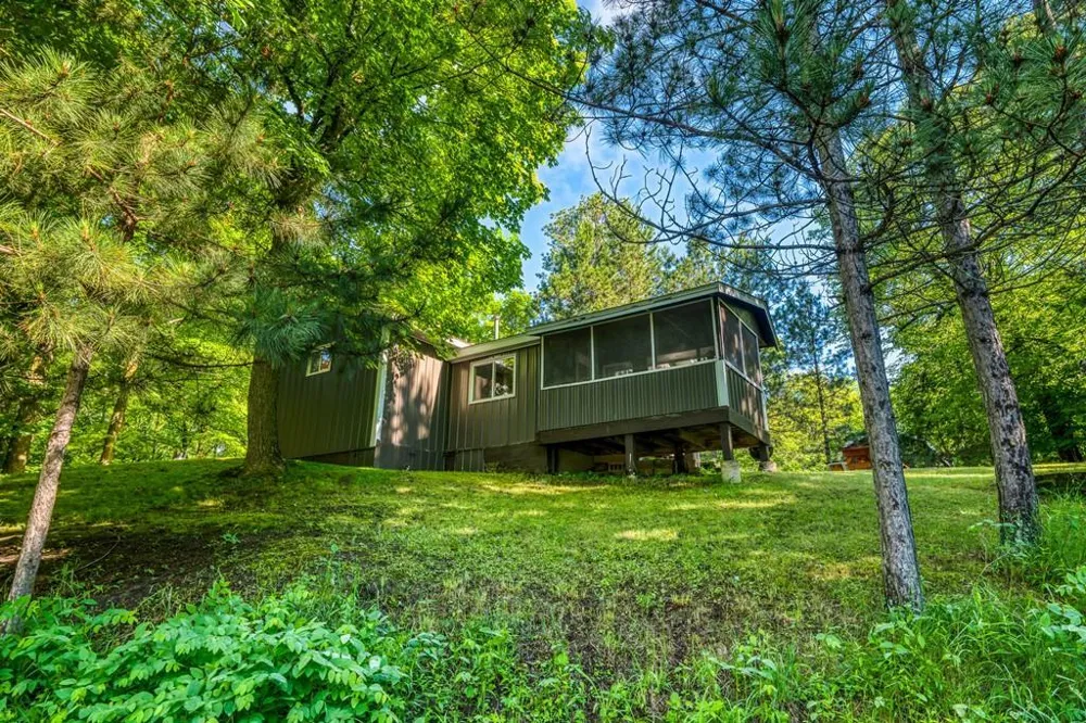 52702 Chapel Road Spring Lake, MN 56680