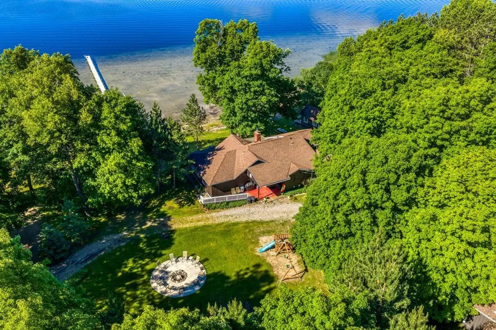 52702 Chapel Road Spring Lake, MN 56680