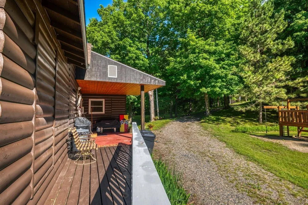 52702 Chapel Road Spring Lake, MN 56680