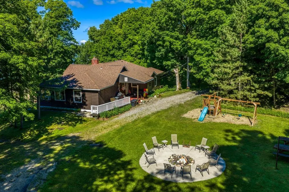 52702 Chapel Road Spring Lake, MN 56680