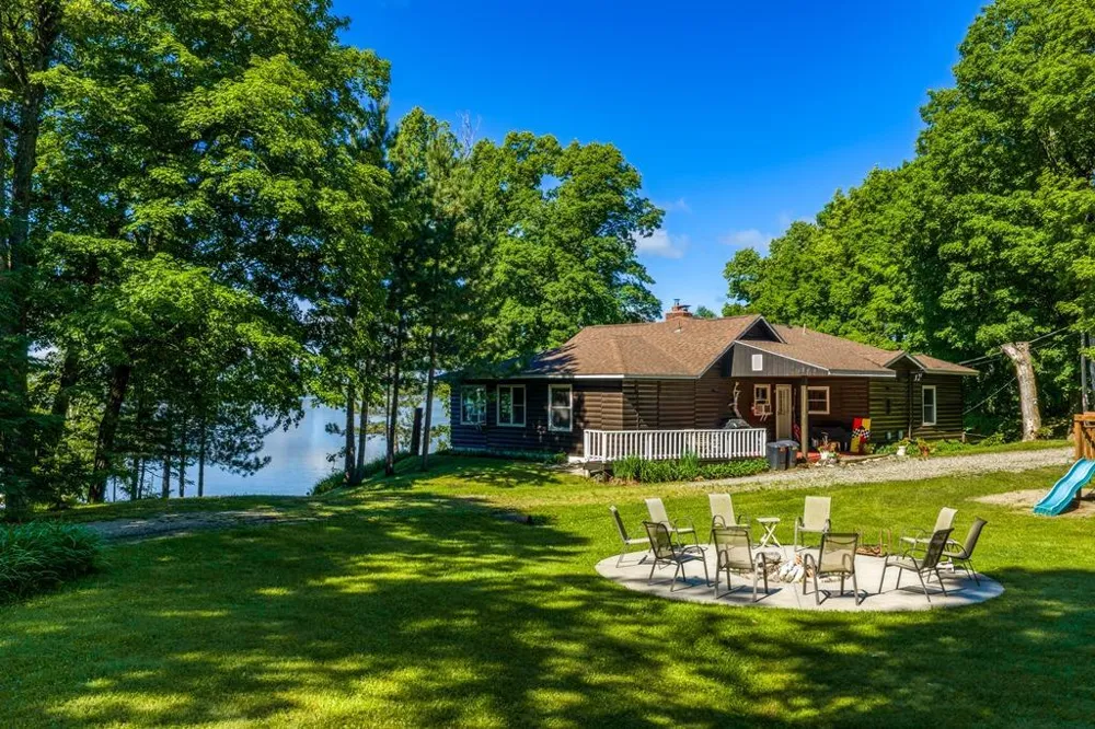 52702 Chapel Road Spring Lake, MN 56680