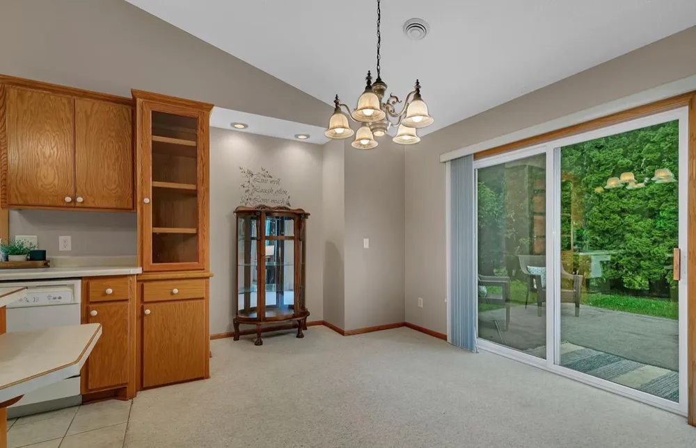 1004 Oak Pond Drive Sartell, MN 56377
