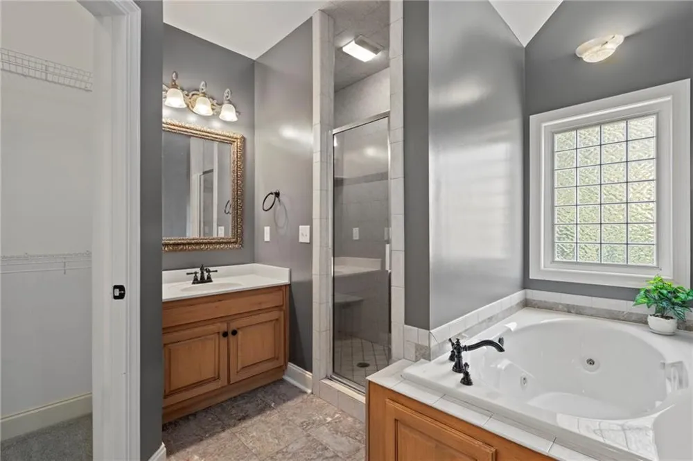 407 Overlook Way Cohutta, GA 30710