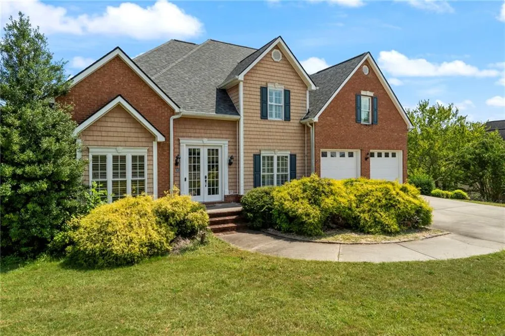 407 Overlook Way Cohutta, GA 30710