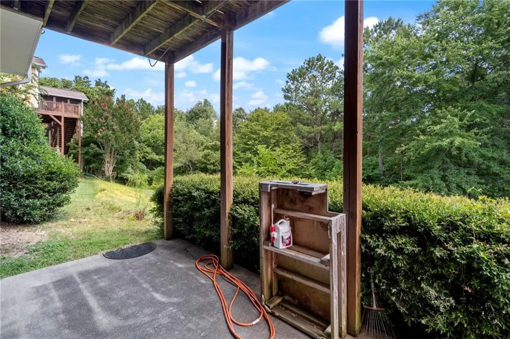 407 Overlook Way Cohutta, GA 30710