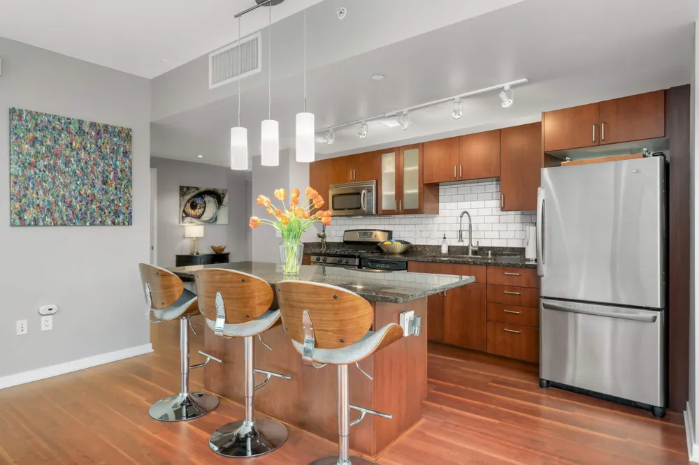 8161 33rd Avenue S #209 Bloomington, MN 55425