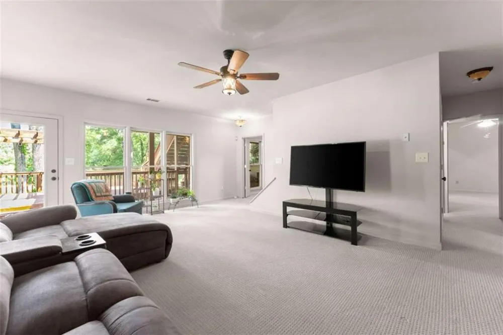 5825 Sweetbottom Lane Clermont, GA 30527