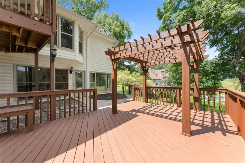 5825 Sweetbottom Lane Clermont, GA 30527