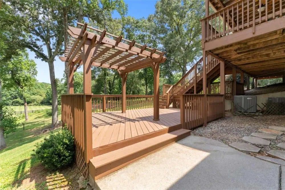5825 Sweetbottom Lane Clermont, GA 30527