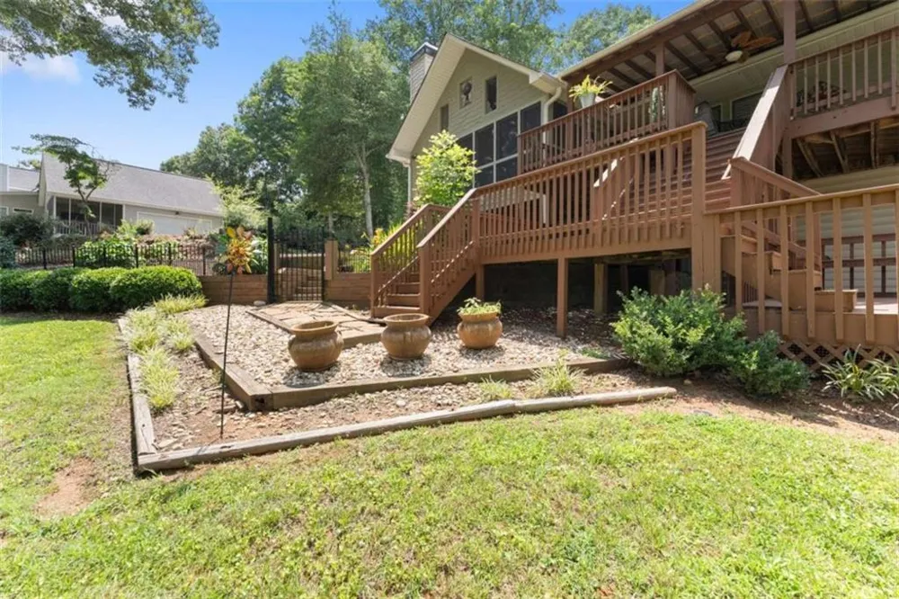 5825 Sweetbottom Lane Clermont, GA 30527