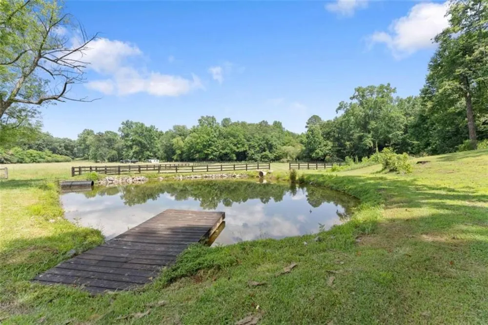 5825 Sweetbottom Lane Clermont, GA 30527