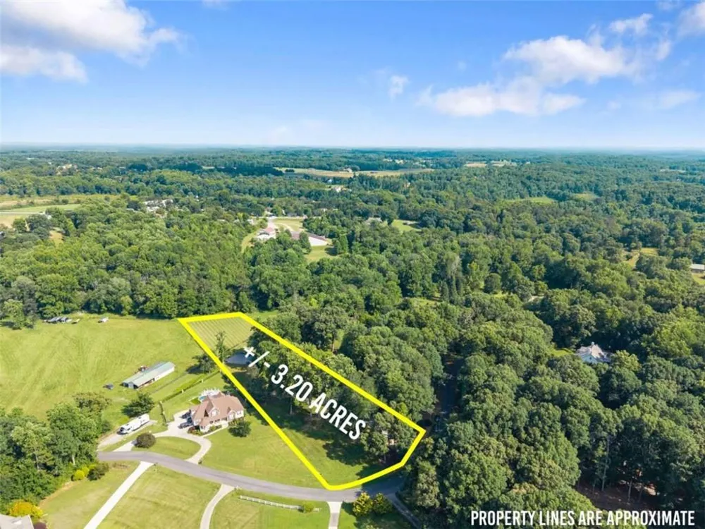 5825 Sweetbottom Lane Clermont, GA 30527