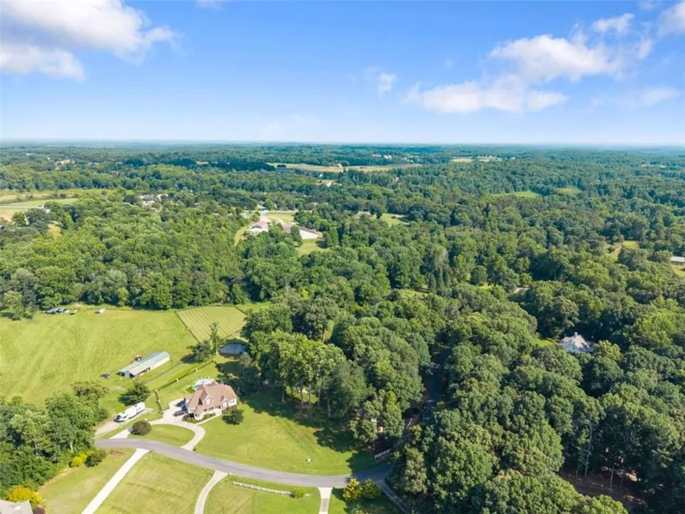 5825 Sweetbottom Lane Clermont, GA 30527
