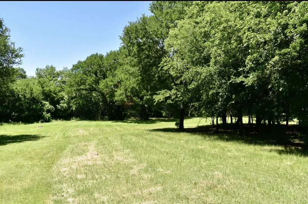 2955 Muirfield Grand Prairie, TX 75104