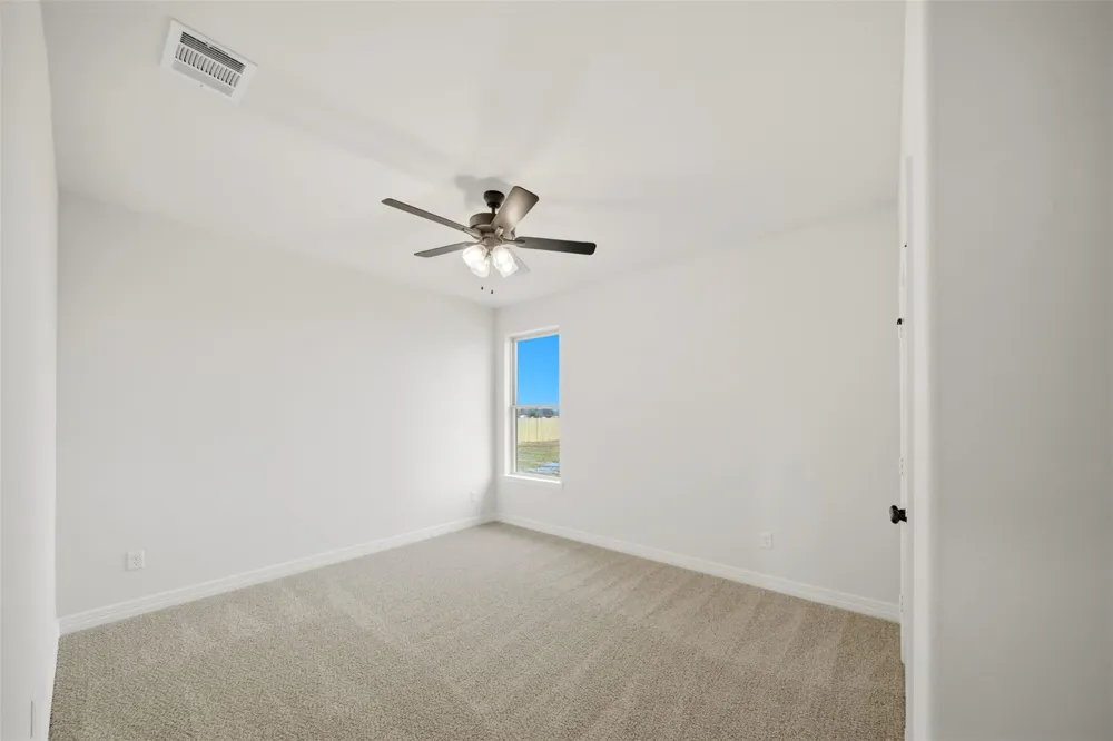 105 Court Side Drive Snook, TX 77879