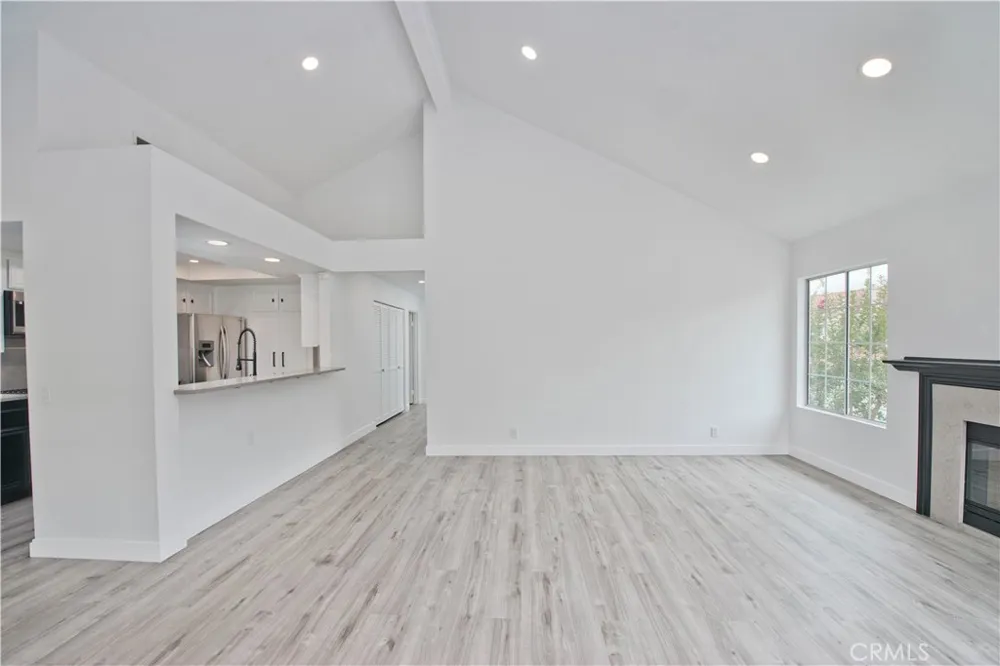 600 Kingswood Lane #A Simi Valley, CA 93065