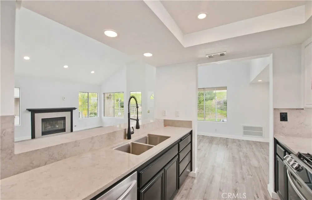 600 Kingswood Lane #A Simi Valley, CA 93065