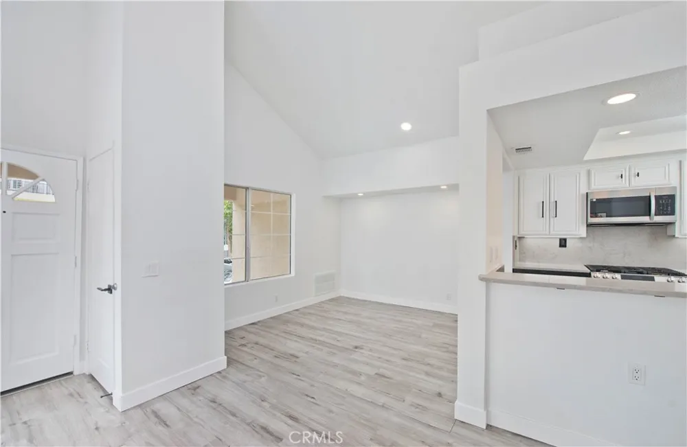 600 Kingswood Lane #A Simi Valley, CA 93065