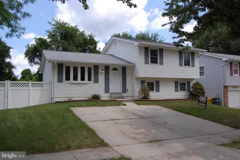 1818 MONTREAL ROAD