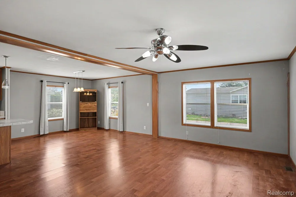 2700 Shimmons Road #177 Auburn Hills City, MI 48326