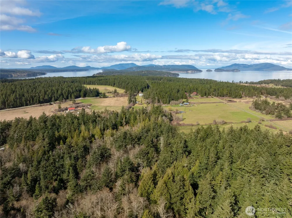 4722 Mud Bay Road Lopez Island, WA 98261