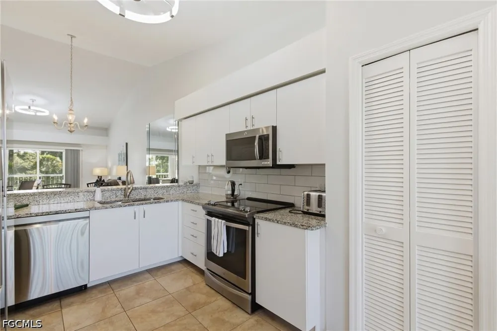 Hickory Hill Court #524 Fort Myers, FL 33912