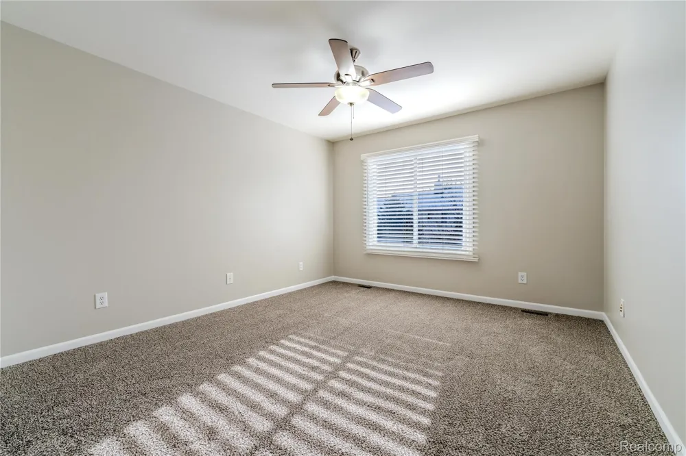 1030 Lorenzo Court Troy City, MI 48085