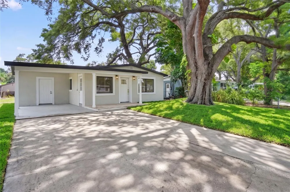 5641 92ND TERRACE Pinellas Park, FL 33782