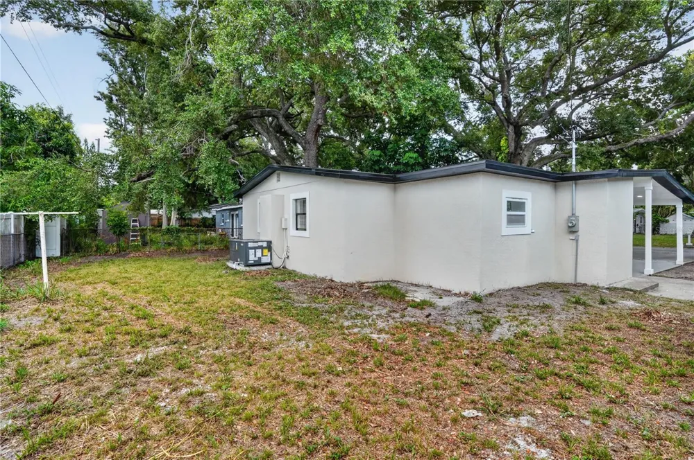 5641 92ND TERRACE Pinellas Park, FL 33782