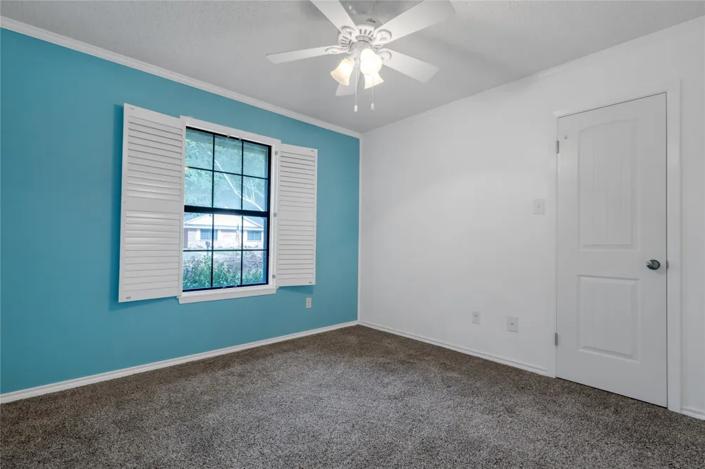 1609 Robin Street Mineola, TX 75773