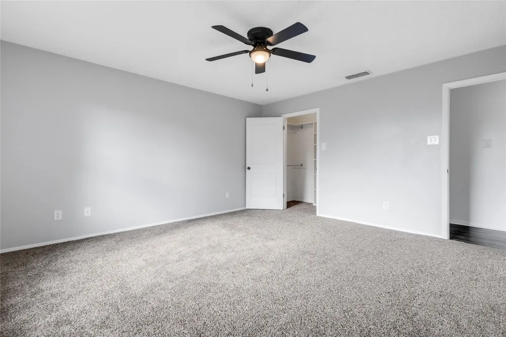 1609 Robin Street Mineola, TX 75773