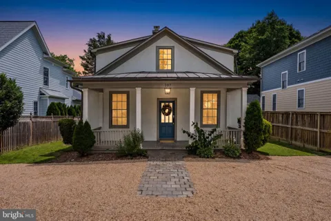 107 WALNUT
