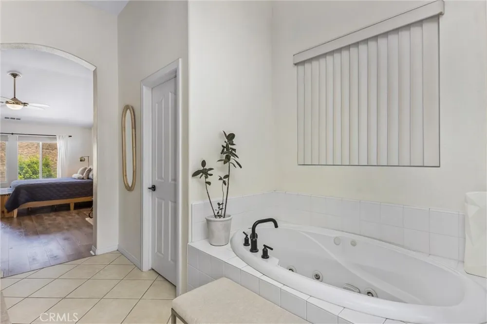 12941 Cienaga Yucaipa, CA 92399