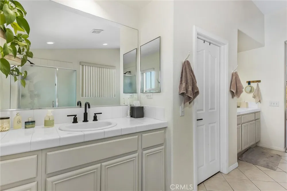 12941 Cienaga Yucaipa, CA 92399