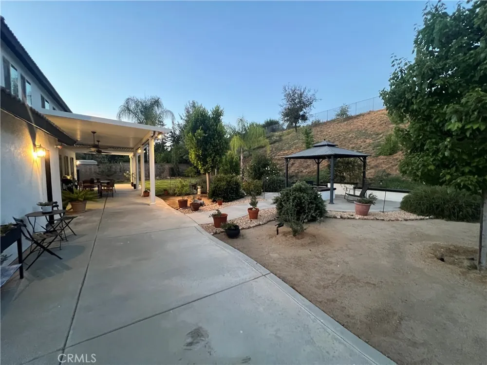 12941 Cienaga Yucaipa, CA 92399