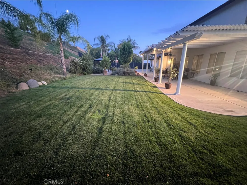 12941 Cienaga Yucaipa, CA 92399