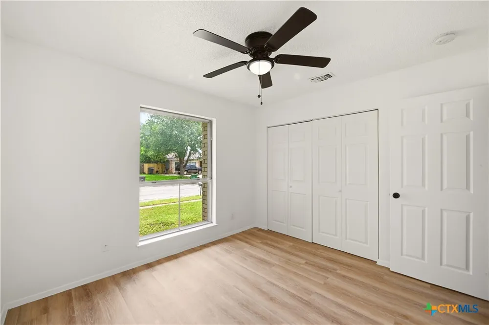 7702 Pipers Swan Street San Antonio, TX 78251
