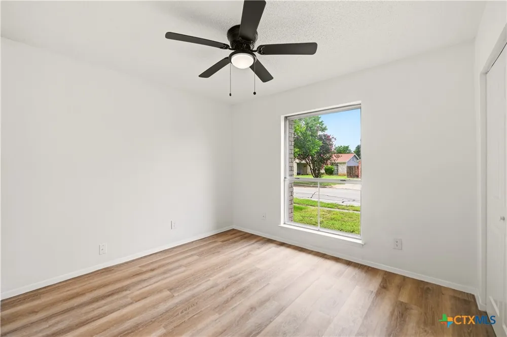 7702 Pipers Swan Street San Antonio, TX 78251