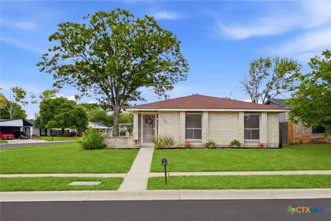 7702 Pipers Swan Street
