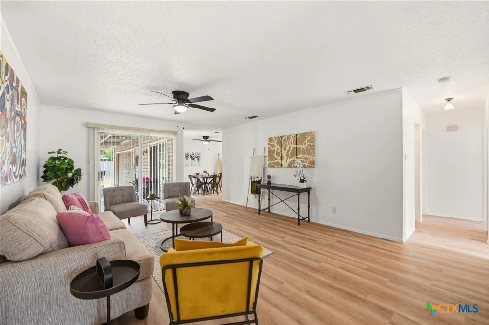 7702 Pipers Swan Street San Antonio, TX 78251